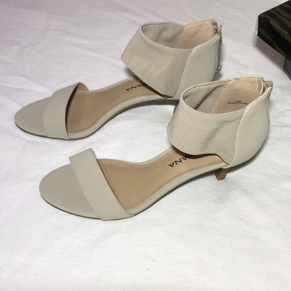NEVER WORN Moda Spana  heel
